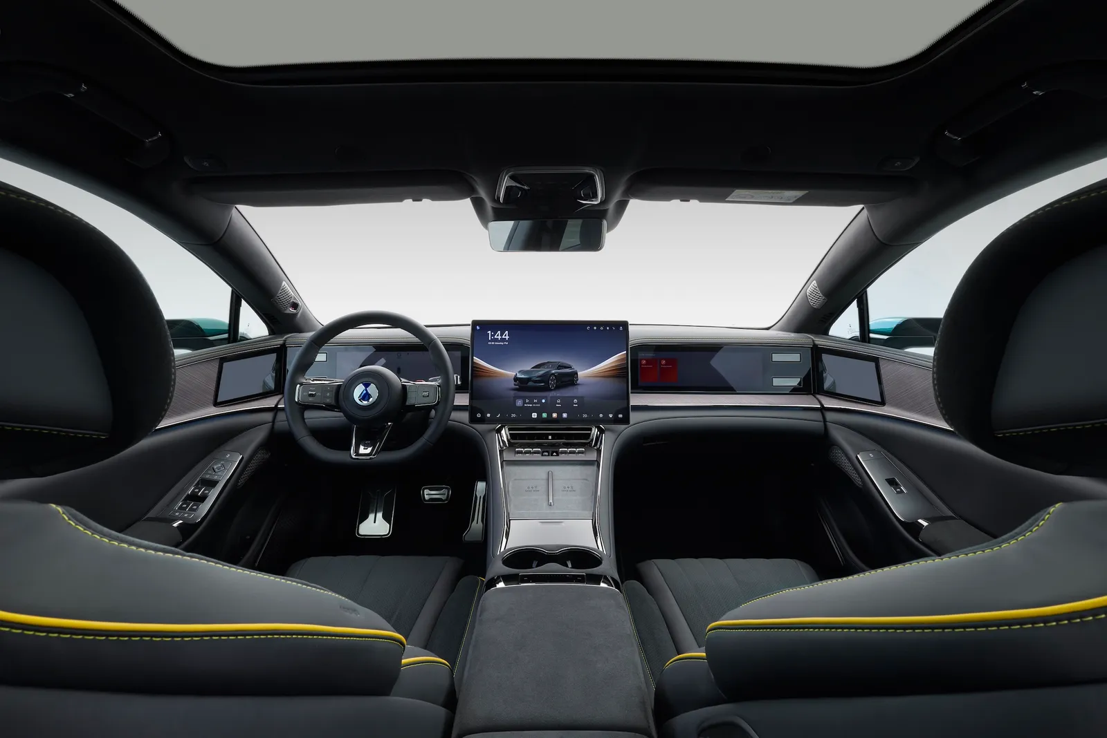 Denza-Z9-GT-interior