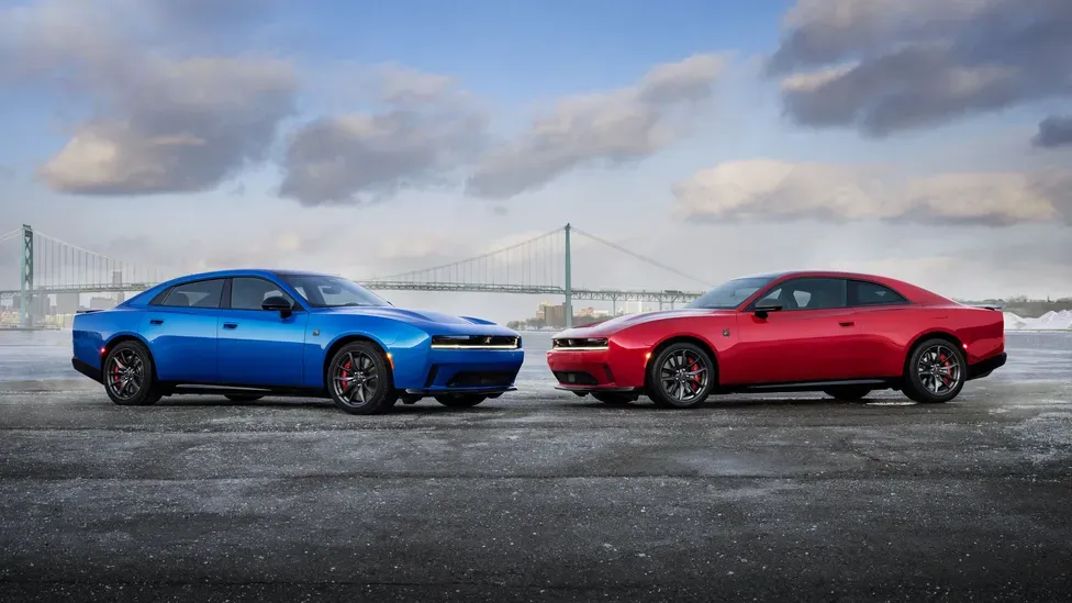 Dodge Charger Daytona має 670 к.с., і його вже можна замовити у Польщі - Dodge Charger 1