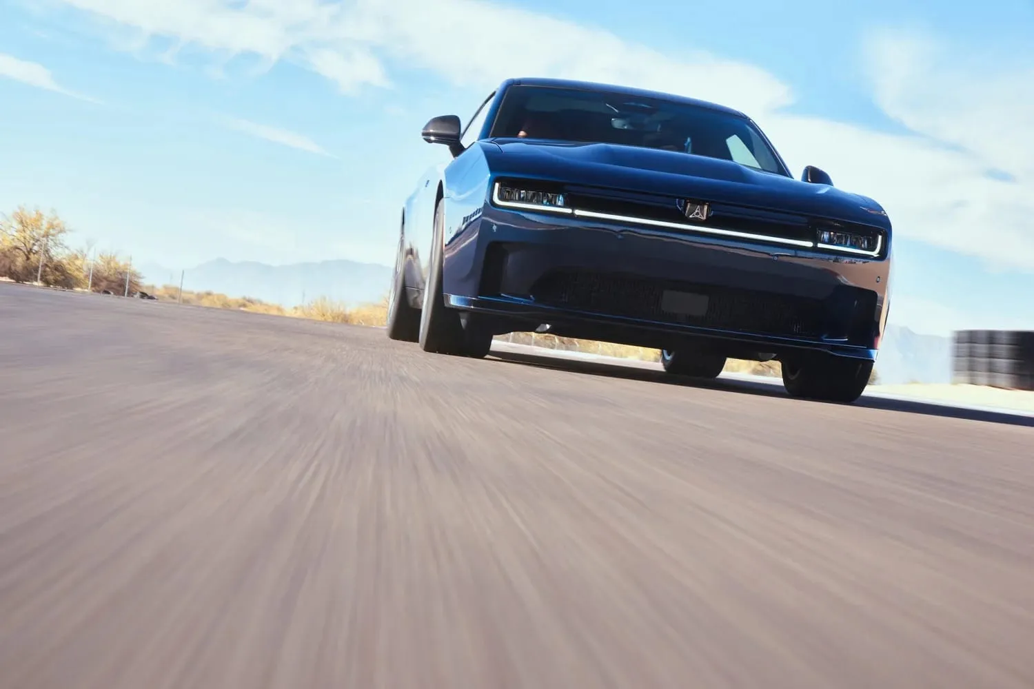Dodge Charger Daytona прибув до Польщі. 670 к.с. та приблизно 400 тис. злотих за електричного muscle car.