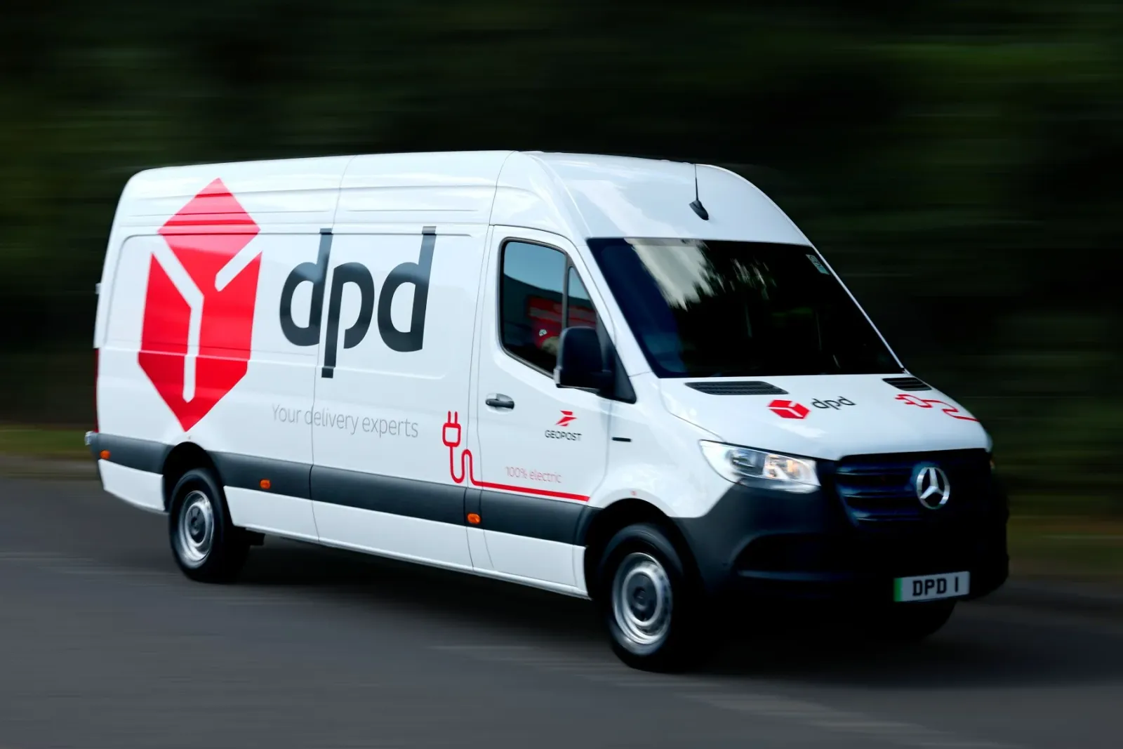 DPD UK ordina 341 furgoni Mercedes-Benz eSprinter