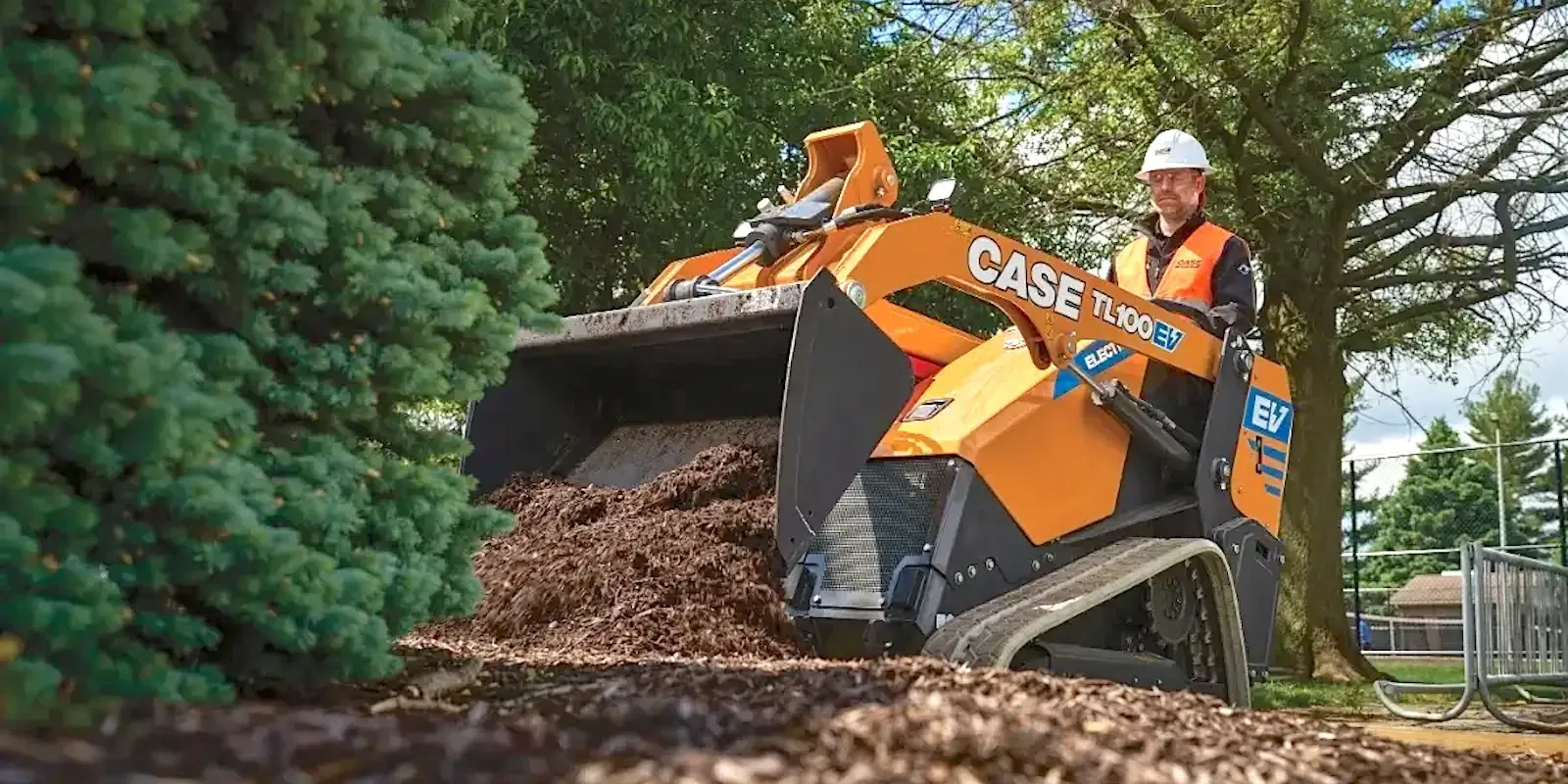 E-quipment highlight: wreck stuff anywhere with CASE TL100EV [video]