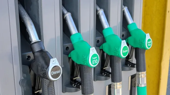 Espanha lidera aumento dos preços de diesel, gasolina e combustíveis na Europa 1