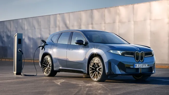 Якою буде реальна автономність BMW iX3 після зарядки протягом 15 хвилин?