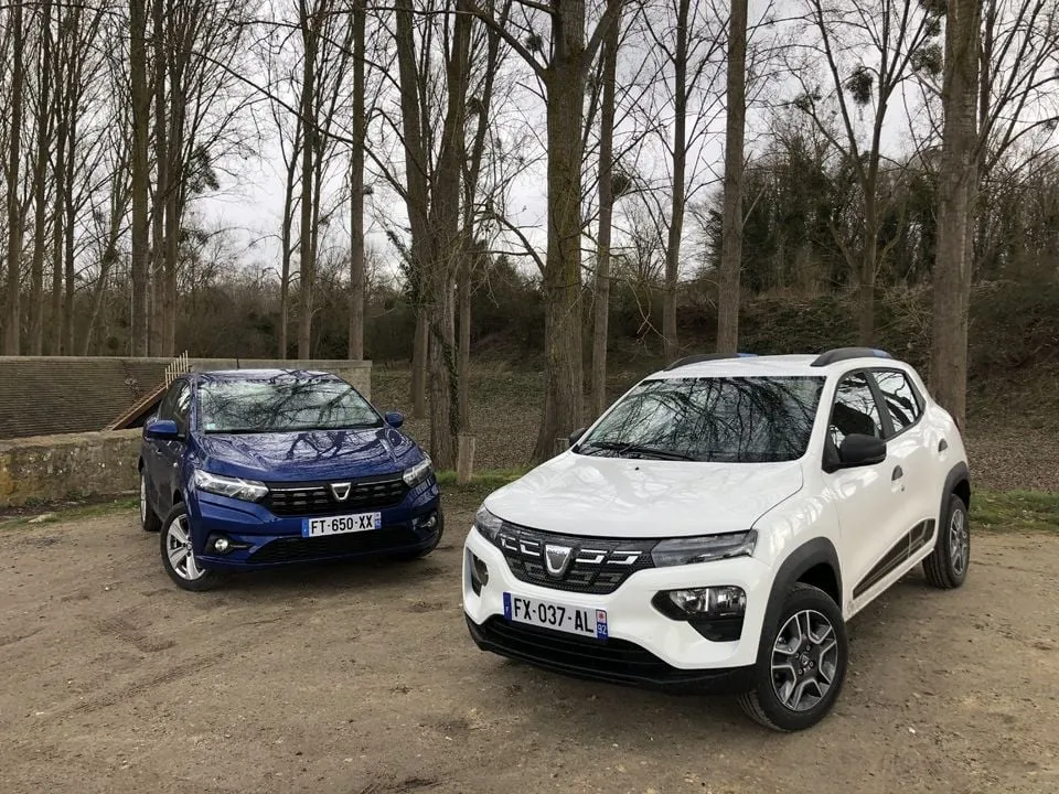S8-comparatif-video-dacia-spring-vs-dacia-sandero-thermique-ou-electrique-666044