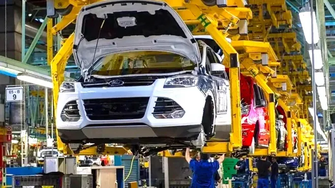 El acuerdo de Ford y Geely sobre Almussafes supondrá aumentar la producción y en el empleo, pero también lanzar un nuevo SUV.