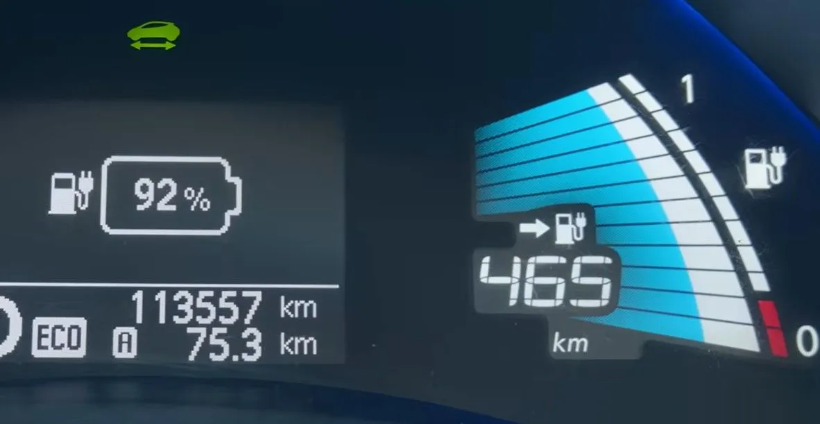 El Nissan Leaf más barato cuesta 3.900 euros: con una batería nueva puede llegar a los 500 km de autonomía