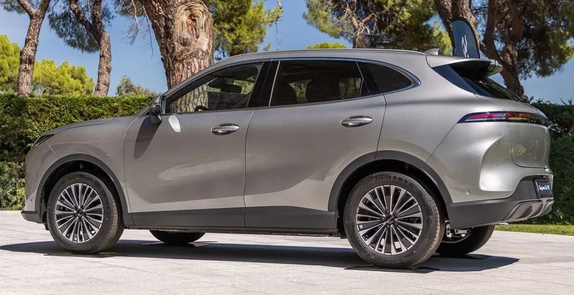 El nuevo SUV eléctrico chino con 450 km de autonomía: llega el Lepas L6