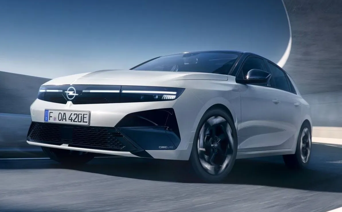 Der Opel Astra wird eine neue elektrische Version mit 280 PS erhalten.
