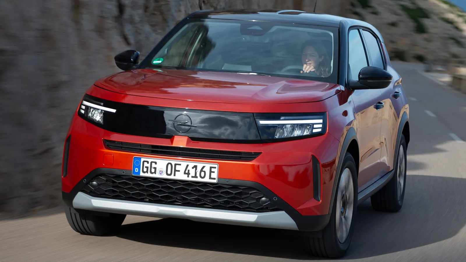 El Opel Frontera eléctrico ofrece dos baterías para que no pagues por más autonomía de la que necesitas