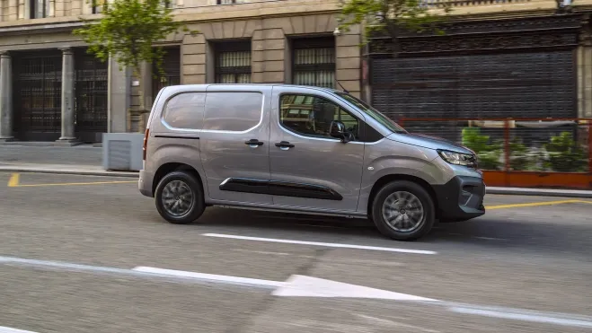 Peugeot E-Partner – elektryczny furgon 5