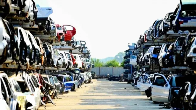 plano automóvel Espanha reciclagem rede de carregamento 3