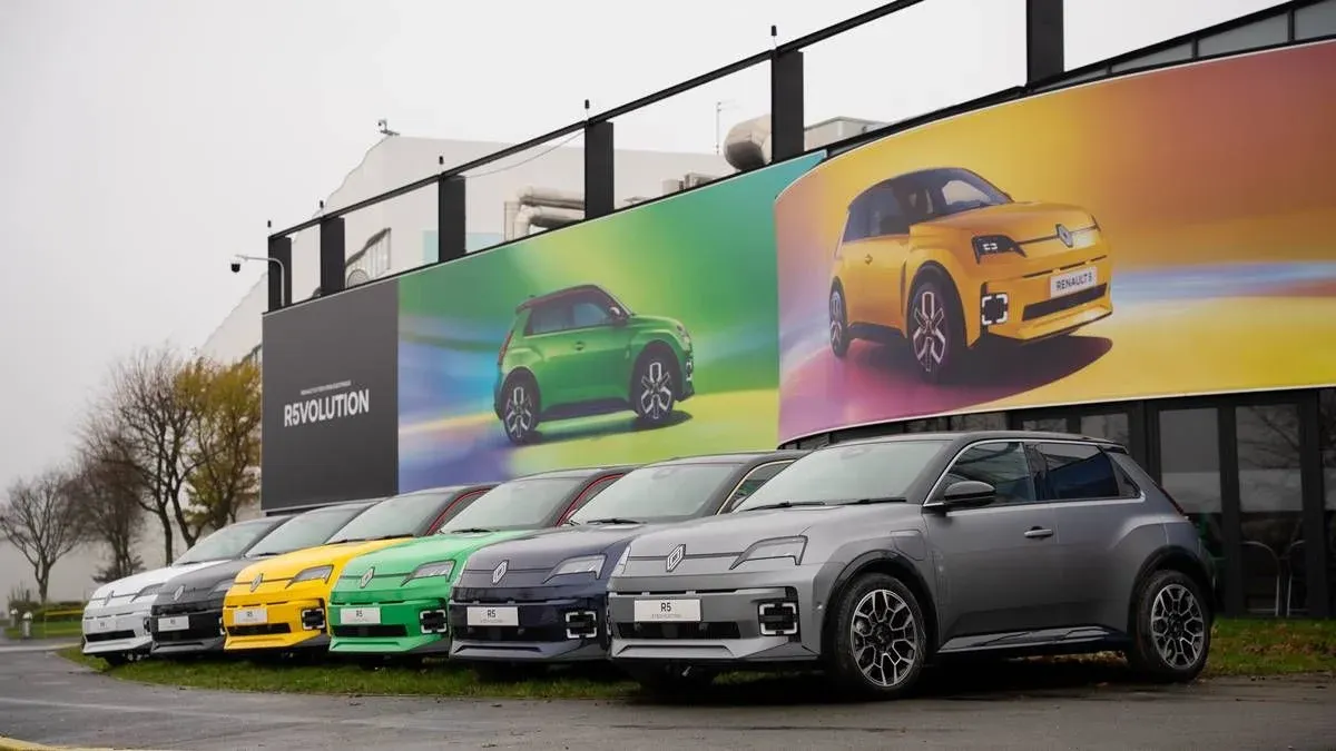 O Renault 5 está superando o Renault: sua fábrica retoma as três turnos para tentar reduzir os tempos de espera