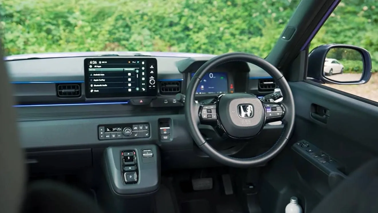 Il Renault Twingo affronta il Honda Super-N: quale è l’auto elettrica più economica?