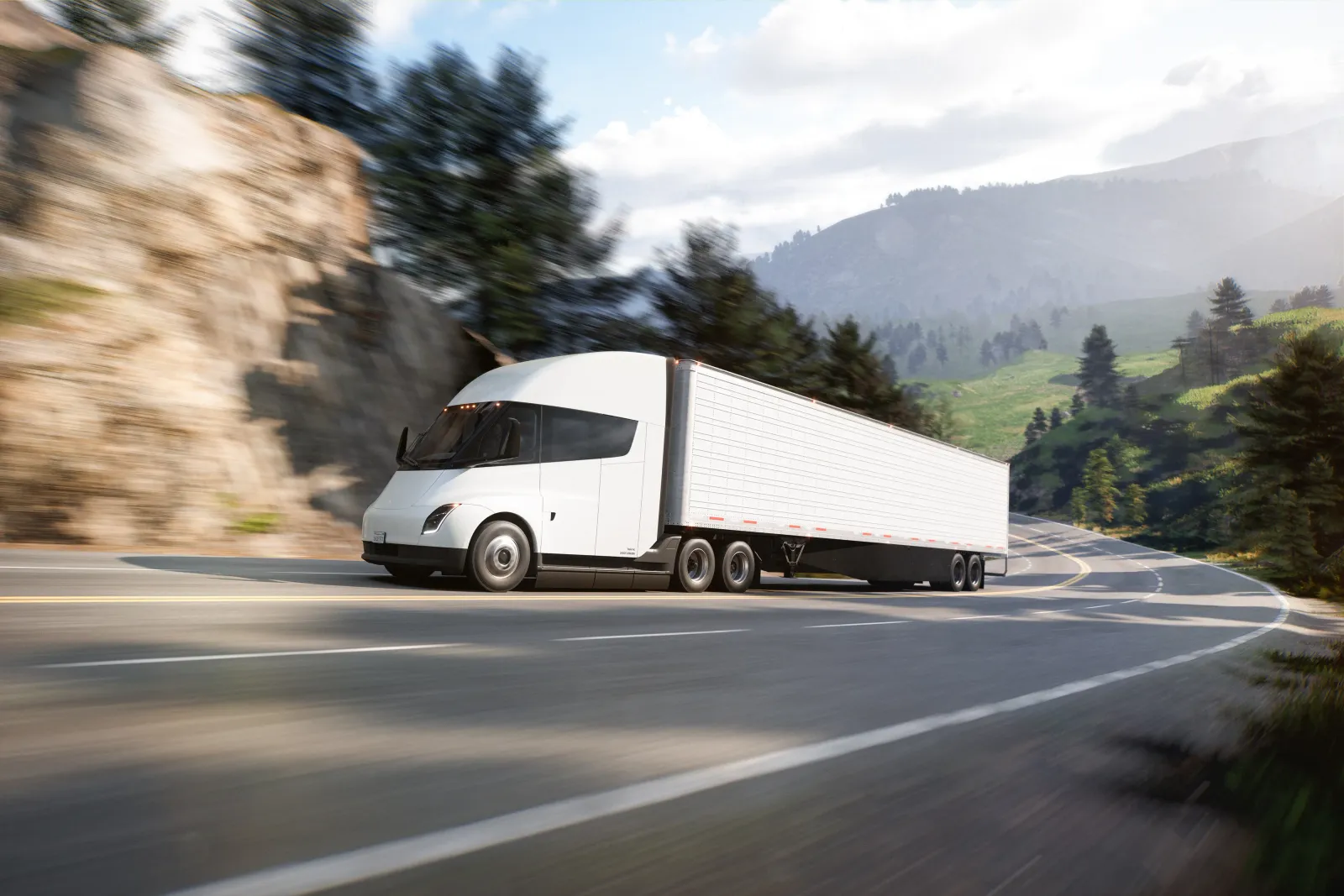 Caminhões elétricos em ofensiva. T&E: já hoje superam os diesel, e a IAA mostra por quê - Tesla Semi 2