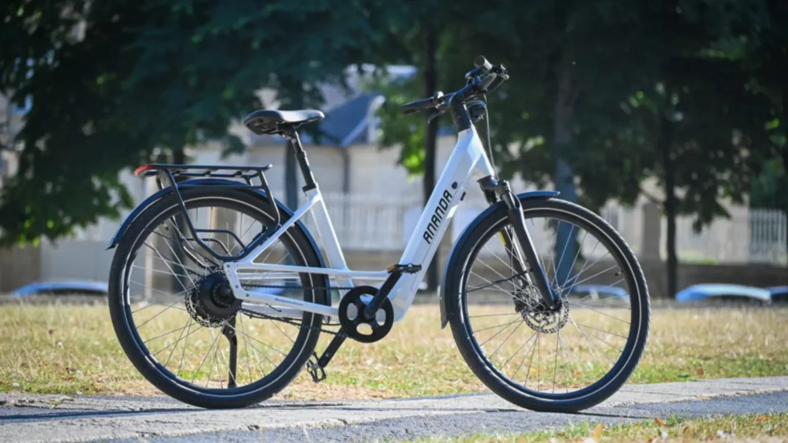 Questo motore per biciclette elettriche è più che un aiuto per il ciclista: serve anche a scacciare i ladri.