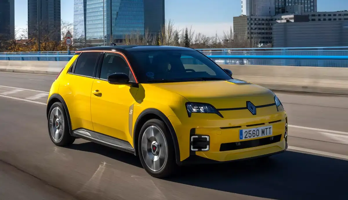 EU: A participação dos carros elétricos nas novas matrículas atinge nível recorde em 2025