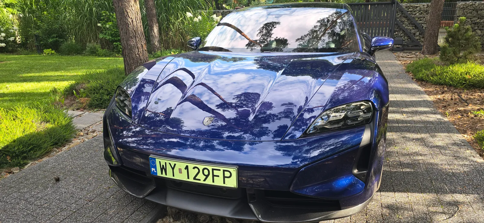 Europa przyspiesza. 30% elektromobilnych rejestracji w sierpniu. Polska w tyle - Europa przyspiesza 3