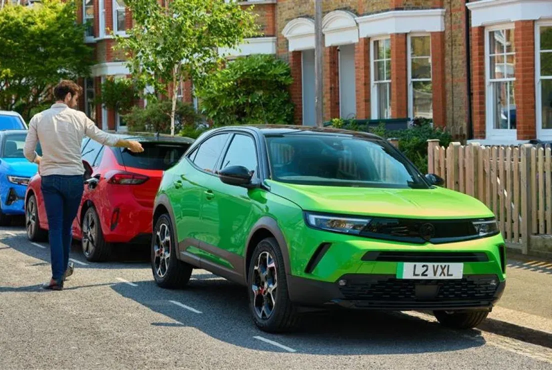 Europa: le vendite di BEV e PHEV sono aumentate a fine luglio del 33% in più - colori delle auto in Gran Bretagna