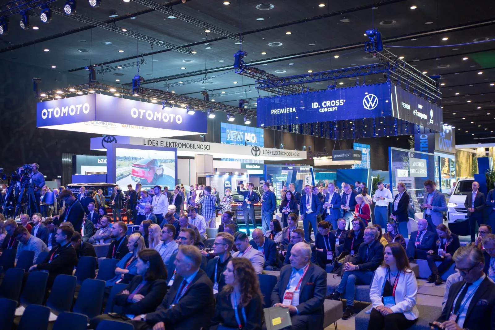 EXPO Congresu Nowej Mobilności: presentaciones de lanzamiento, innovaciones, futuro. ¡Y pruebas de conducción! - expo KNM 12