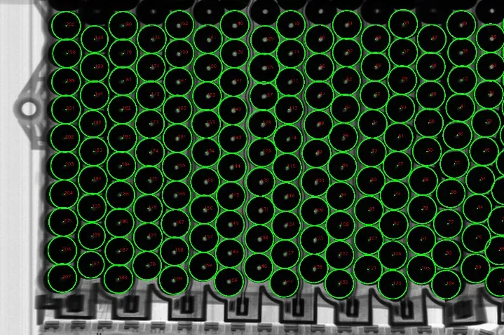 Fraunhofer automatiza a análise por raios X de baterias de veículos elétricos