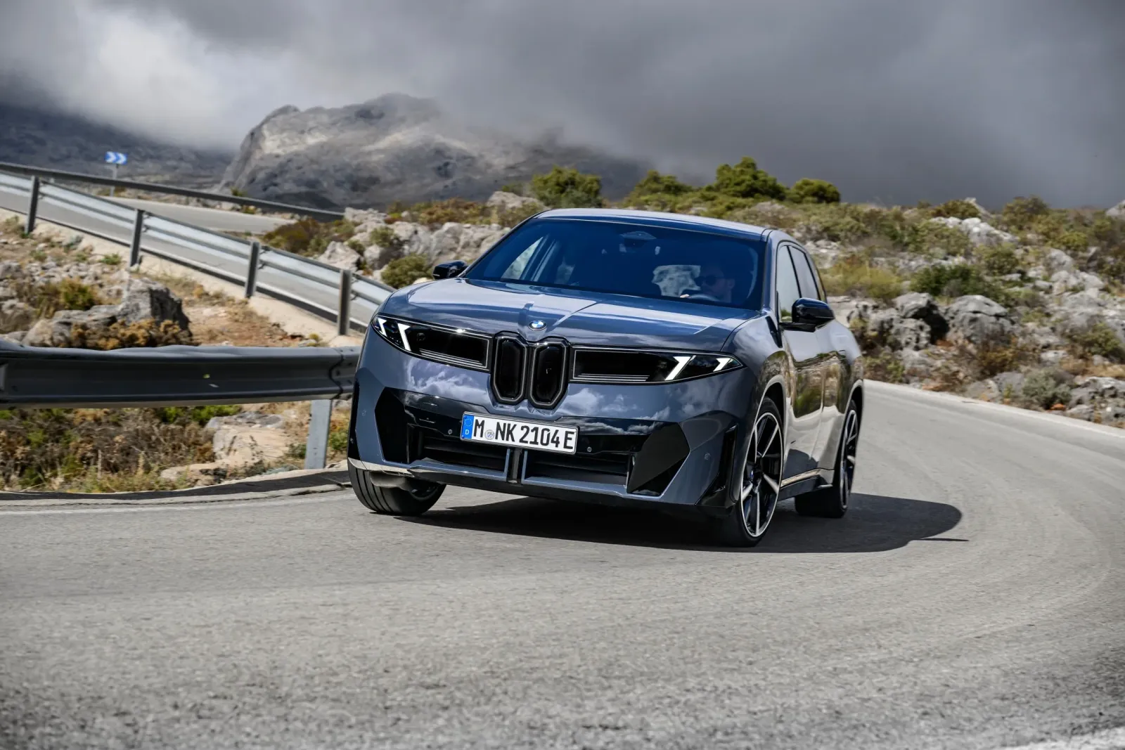 Geely E2 con cinque stelle. I test hanno evidenziato anche i punti deboli del modello - BMW iX3 2