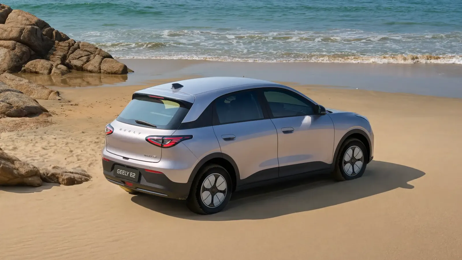 Geely E2 traseira 3/4
