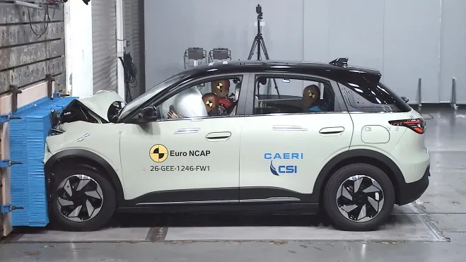 geely e2