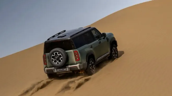Geely Zhanjian 700 Posteriore