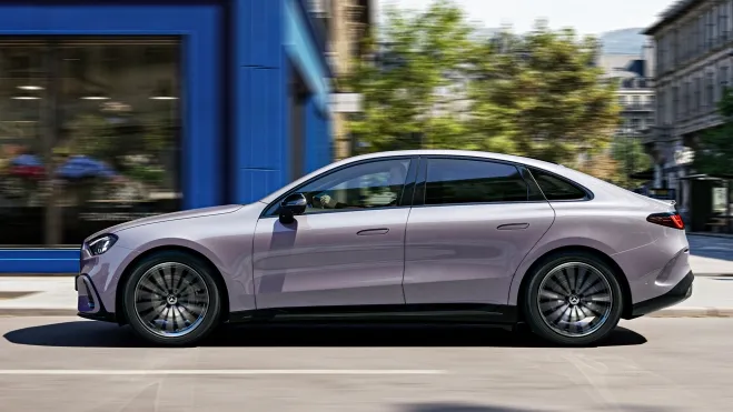 mercedes clase c medidas