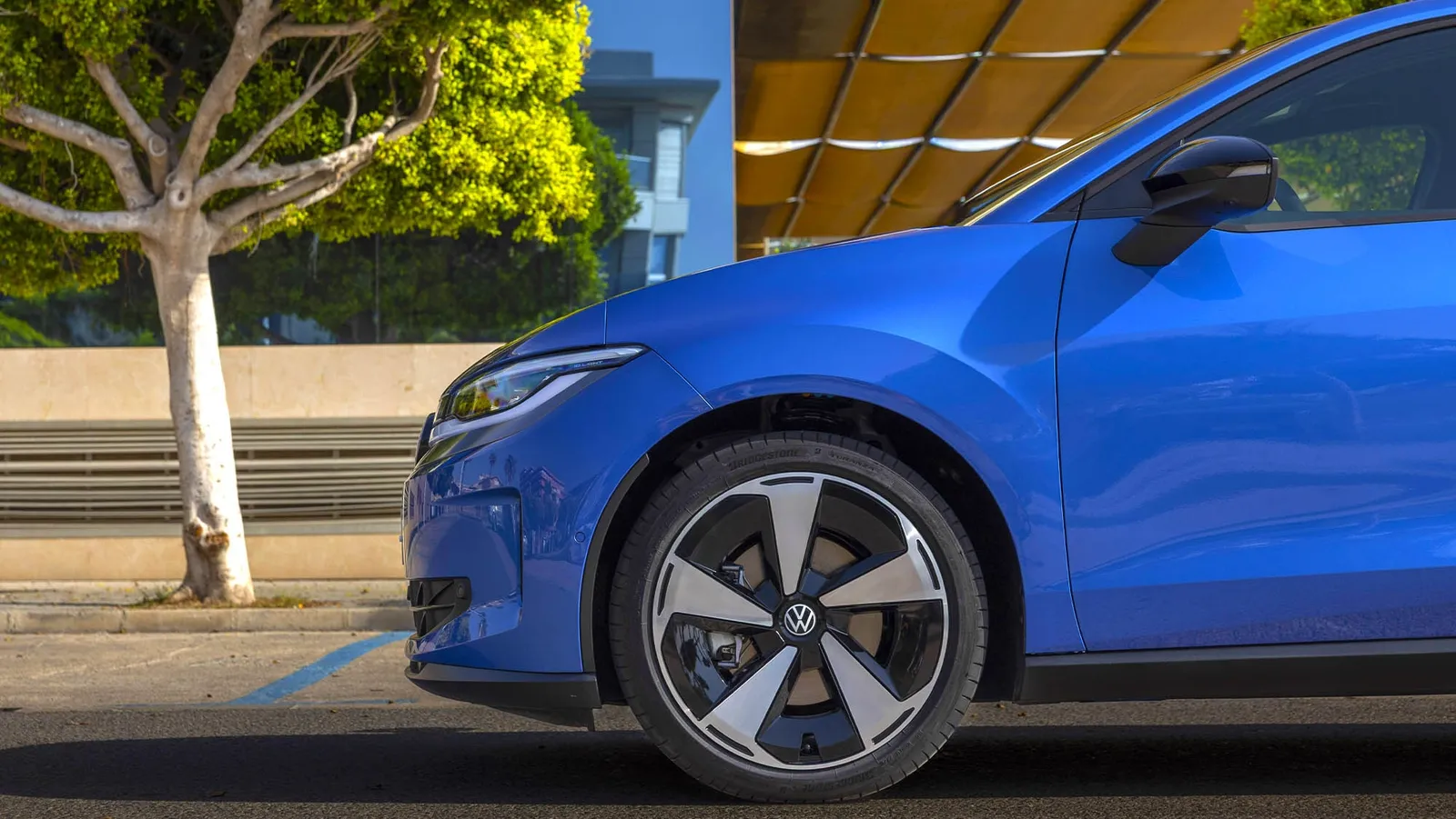 He conducido el nuevo Volkswagen ID. Polo y hay algo que lo hace mucho más interesante que un simple coche eléctrico urbano