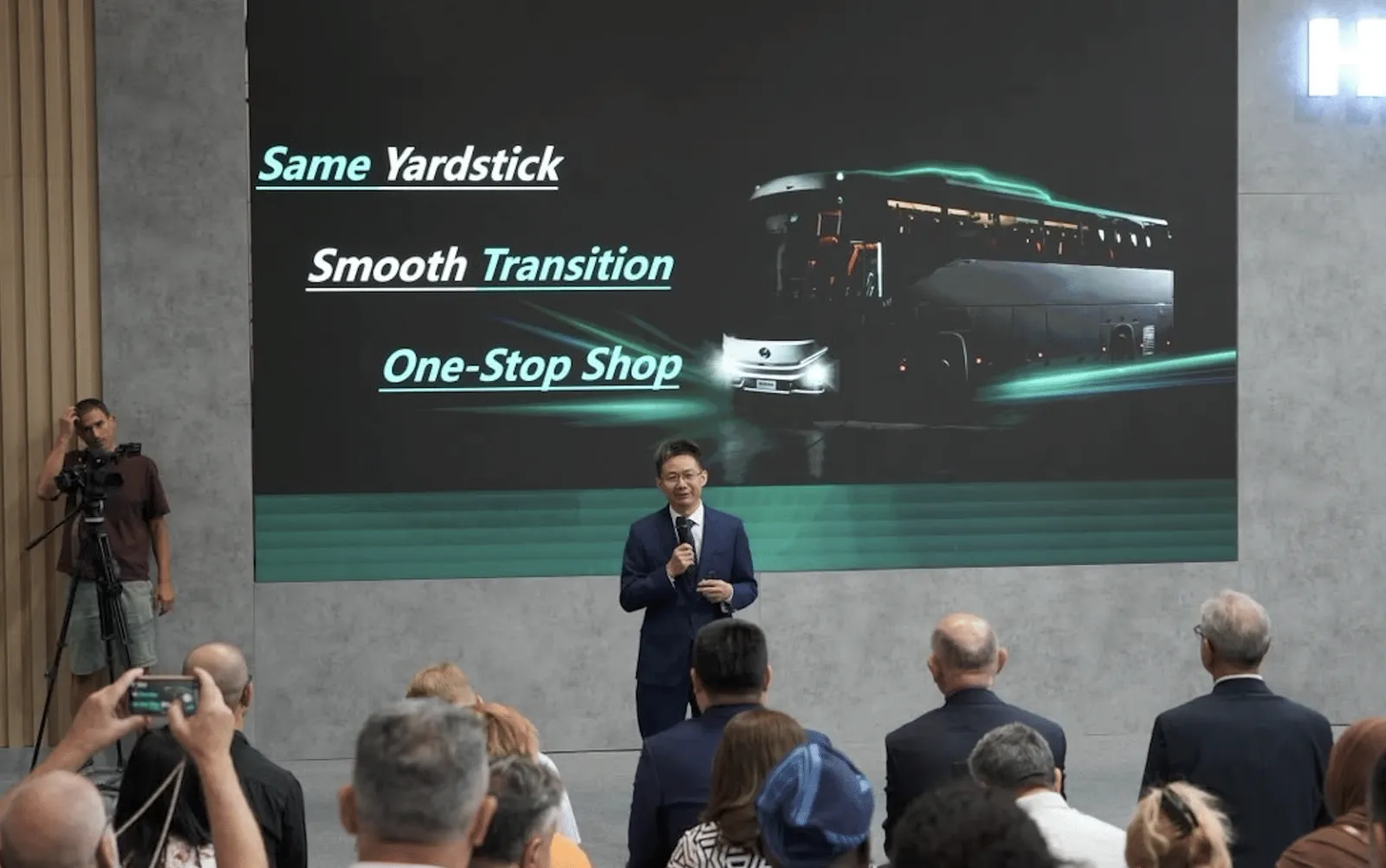 A Higer leva o ônibus elétrico Azure 9, o coletivo V13 e a plataforma elétrica Fencer à FIAA 2026