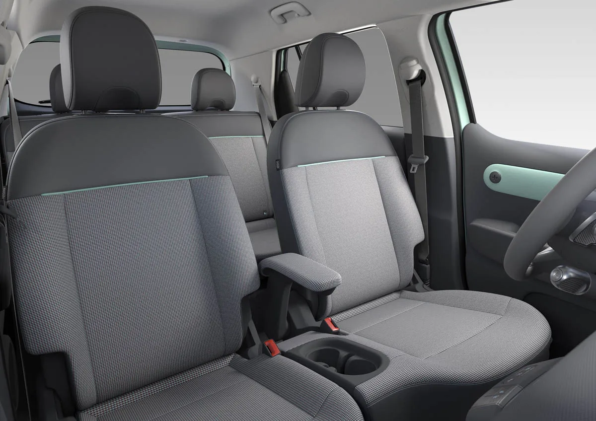 interior Hyundai INSTER Lounge