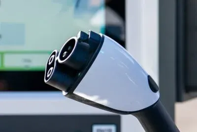 Image 6: Electrify america ladestation charging station usa min