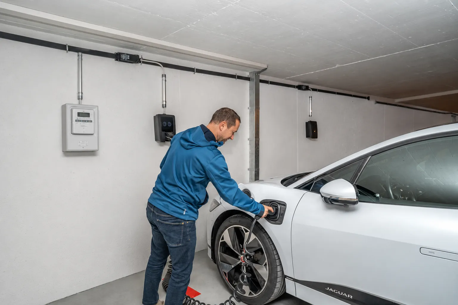 Isolation et voiture électrique : comment libérer de la puissance pour sa borne de recharge