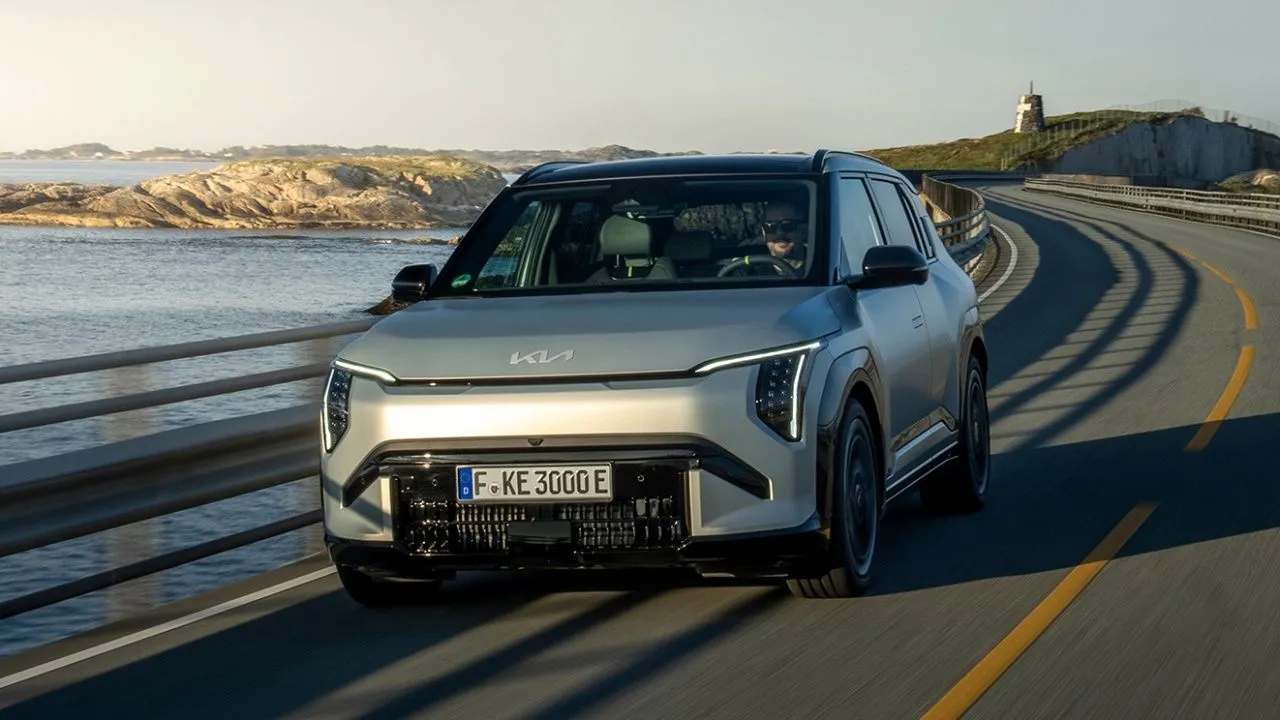 KIA amplía su gama eléctrica en Europa con los nuevos EV3 GT, EV4 y EV5 GT