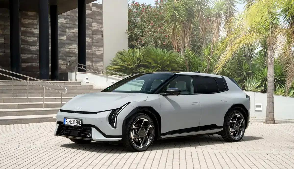 Kia EV4 e Mazda 6e se destacam no teste ambiental da Green NCAP