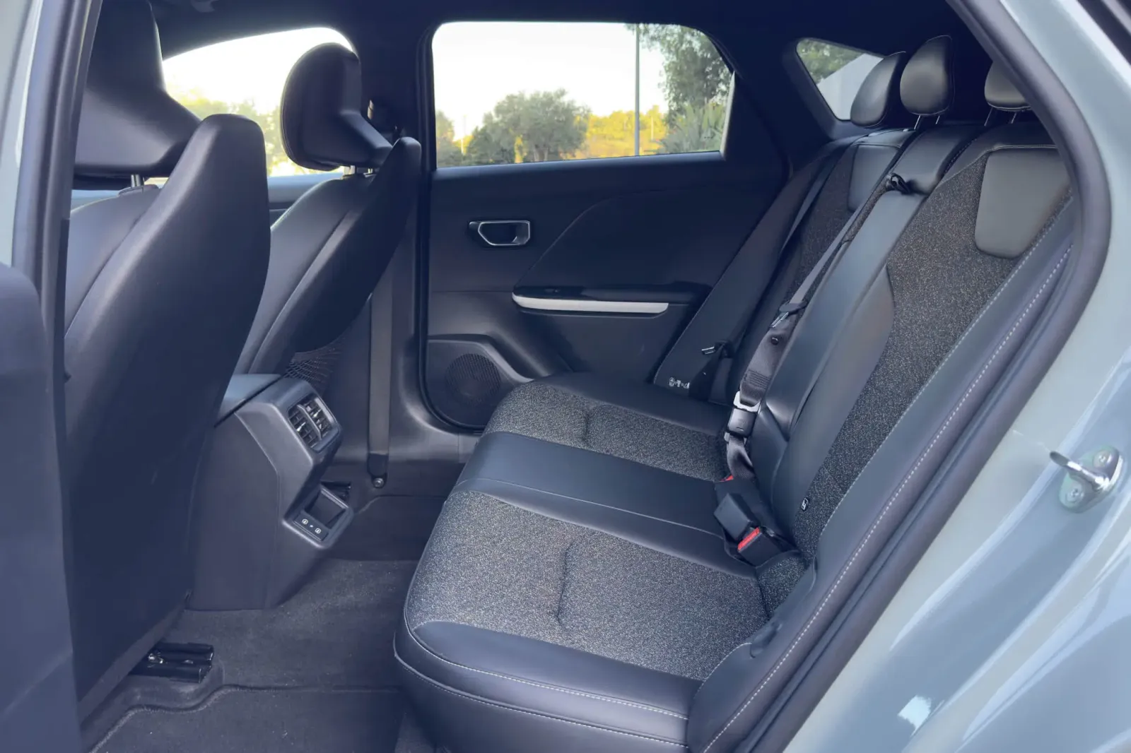 Kia K4 Hatchback bancos traseiros
