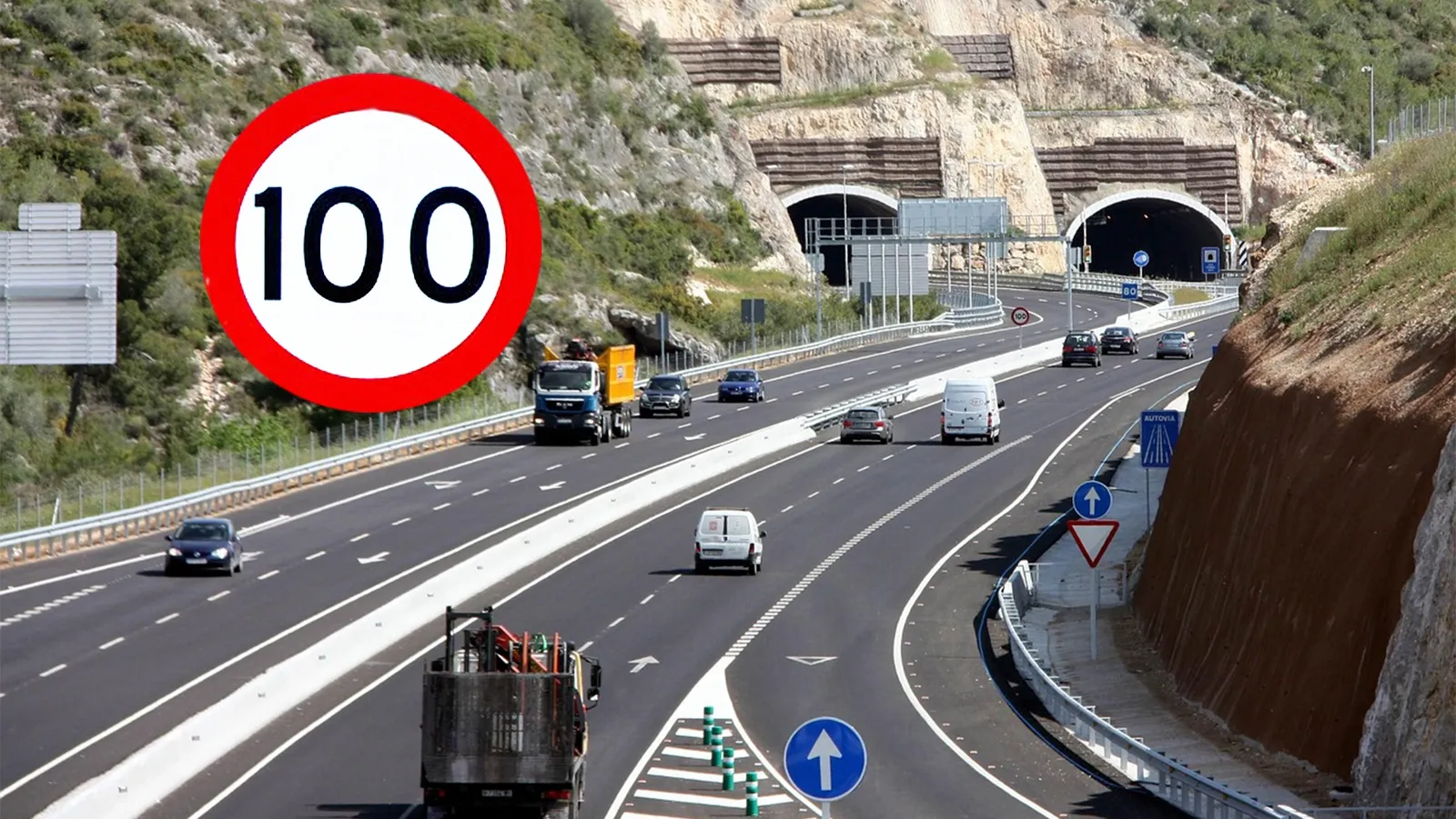 A DGT define data para o novo sistema de velocidade variável nas autoestradas espanholas: os 120 km/h deixarão de ser garantidos