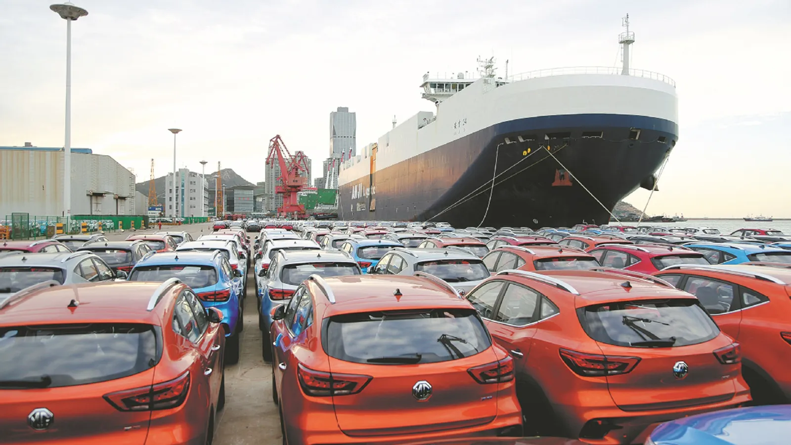 La red eléctrica de China necesita ayuda y Pekín ya tiene un plan: 100.000.000 de coches eléctricos serán parte de la solución