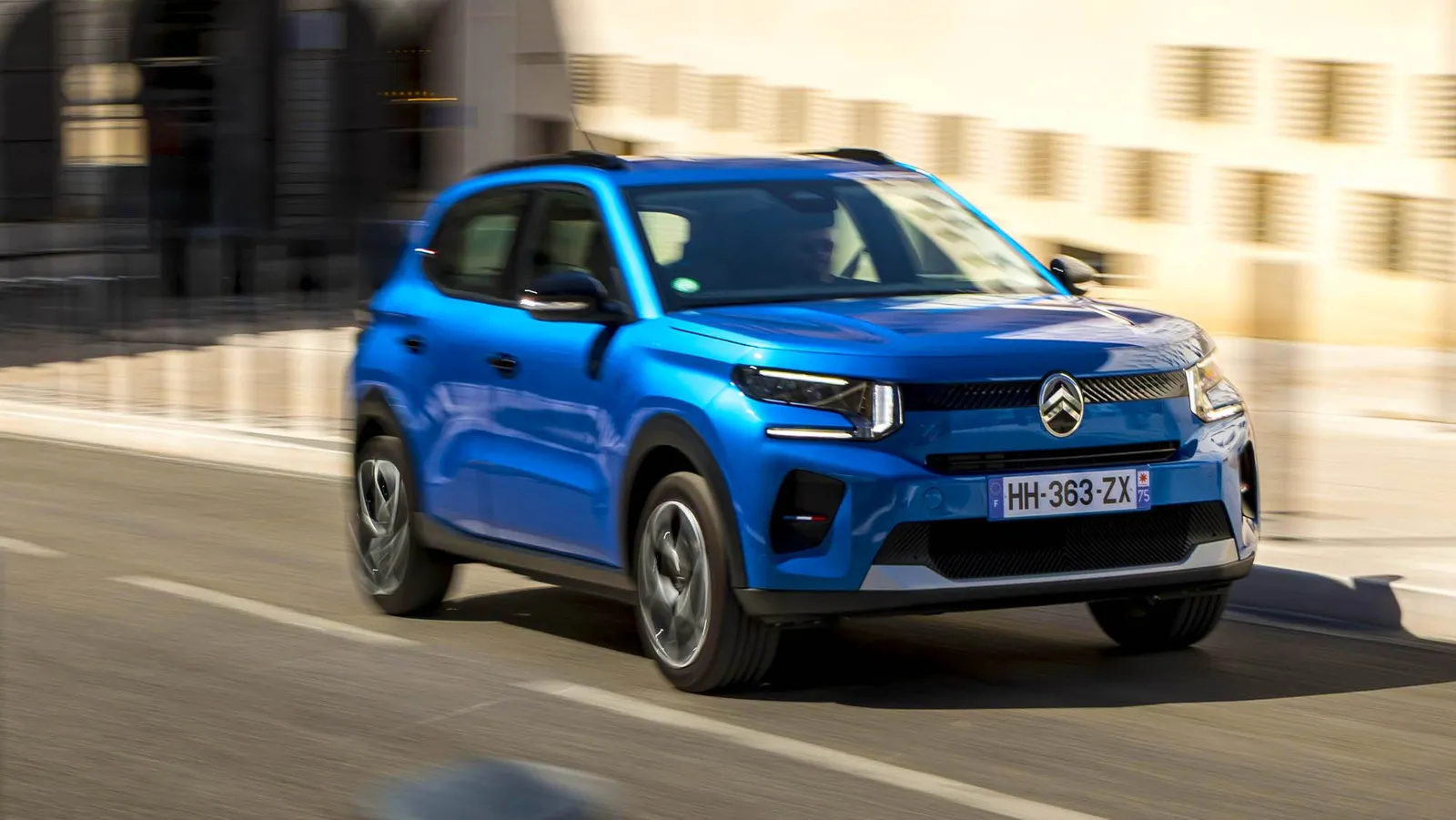 La solución para todo: tanto en su versión eléctrica como en su versión híbrida, el Citroën Ë-C3 es más grande de lo que parece