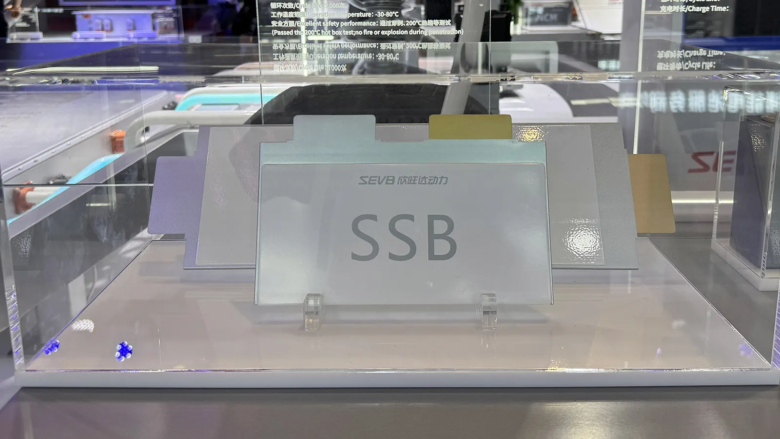 O cronograma da bateria de estado sólido da Li Auto indica uso limitado dos veículos em 2027 ou 2028