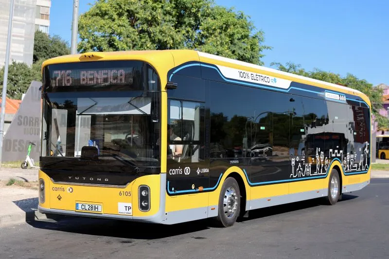 Lissabon nimmt 29 weitere Elektrobusse in Betrieb