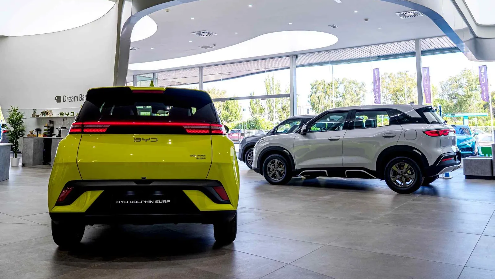Os carros elétricos estão se aproximando da paridade de preços com os a gasolina: a diferença atual é inferior a 10%.
