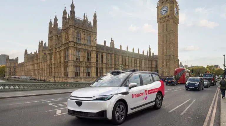 Lucid та Bolt готують 25 тис. автомобілів без водія. Вони мають перевозити пасажирів по Європі - WeRide Skandynавія 2