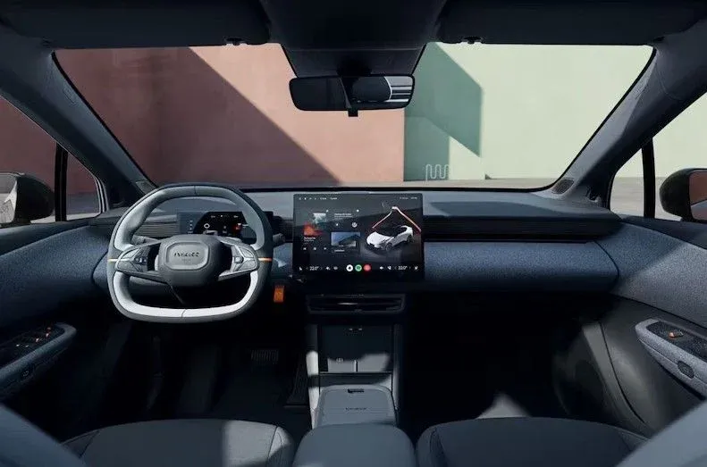 Lynk & Co 02 reduz seu preço sem diminuir muito os equipamentos