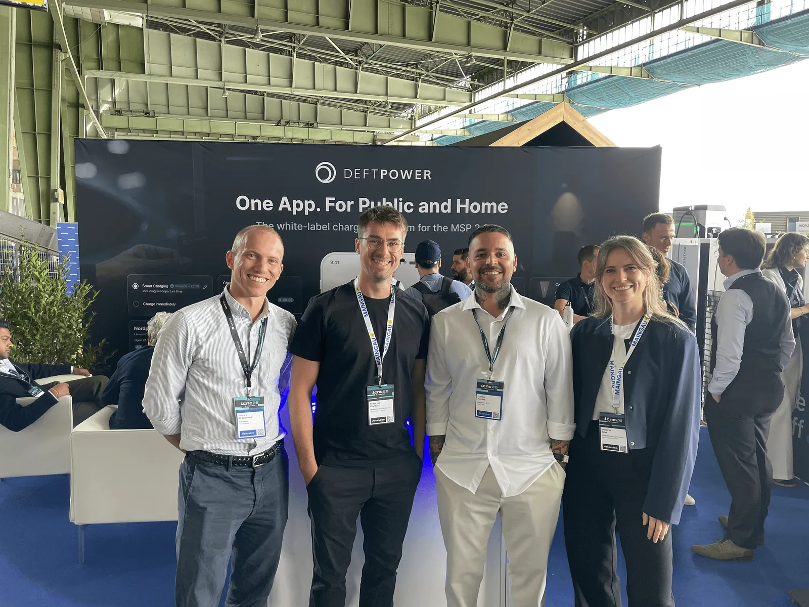 Teams von Maingau und Deftpower bei der ICNC 2026 in Berlin