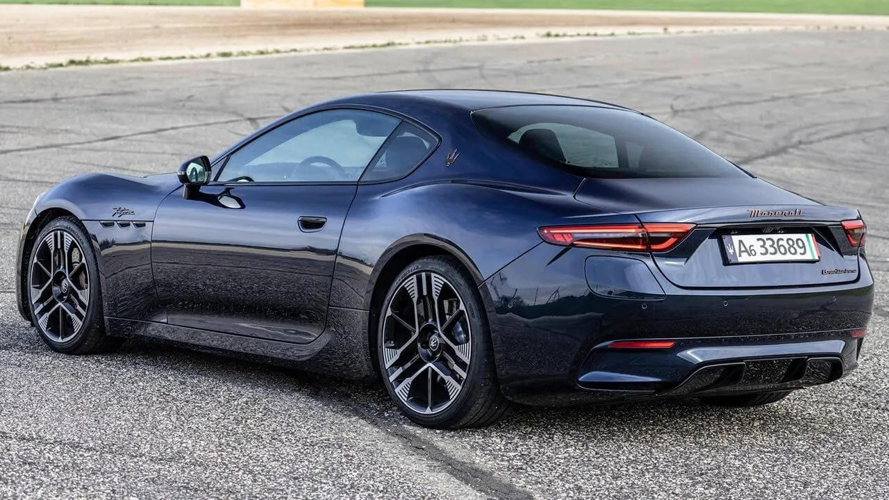 Maserati si allea con Huawei e JAC: l’auto elettrica nuova arriverà nel 2027
