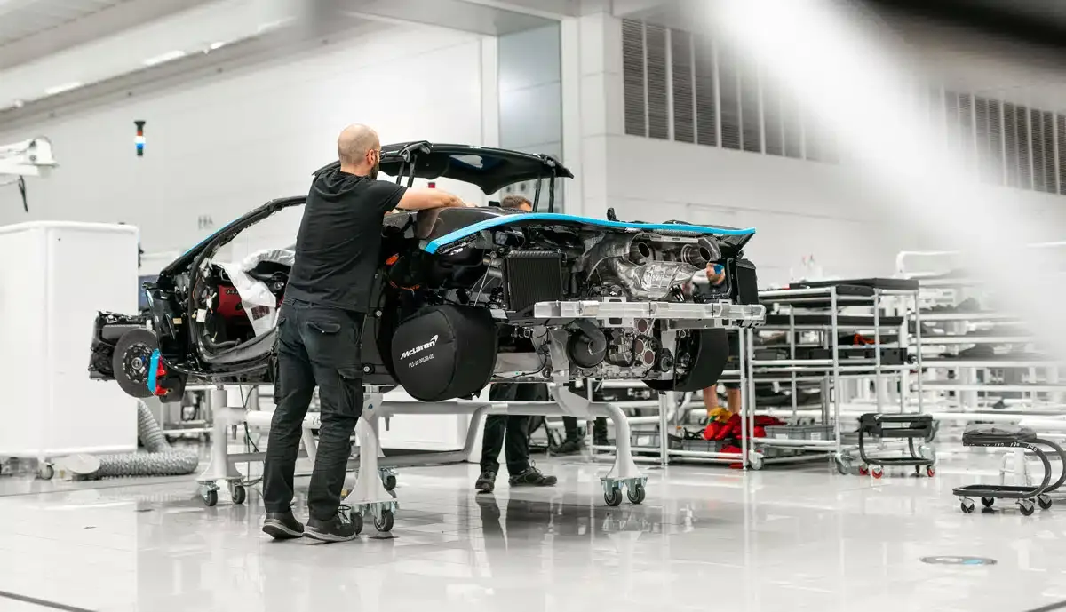 McLaren planuje hybrydowy SUV oraz duże inwestycje w Wielkiej Brytanii