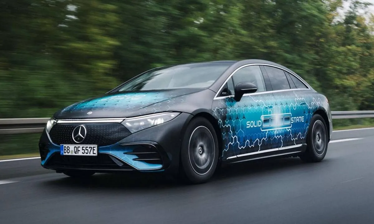 Mercedes logra recorrer más de 1.200 km con una carga gracias a una batería de electrolito sólido