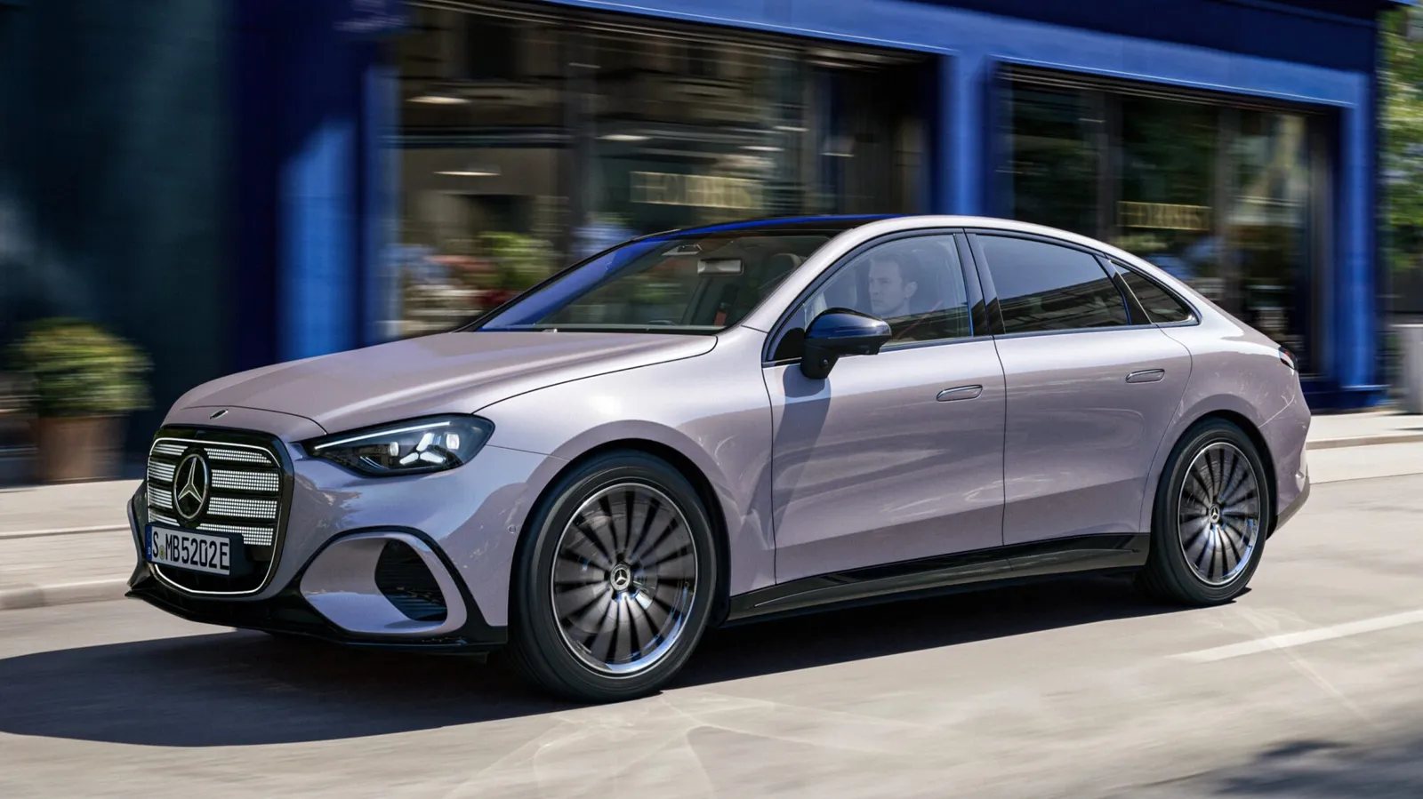 Mercedes C 300 4MATIC elektrisch: 690 km und 320 kW Laden